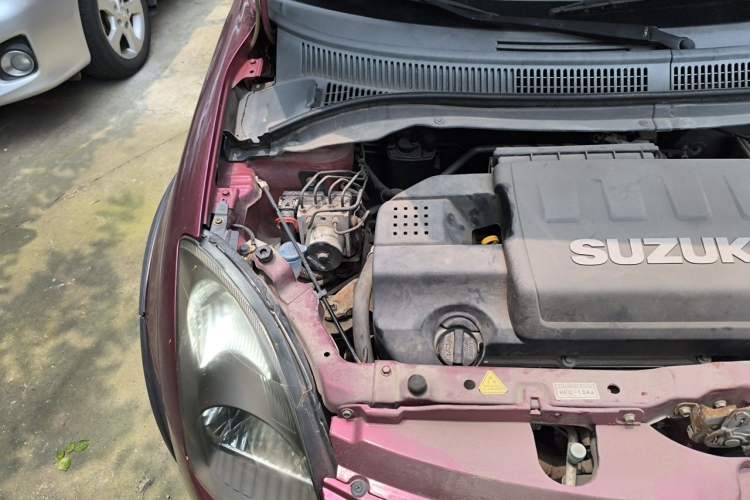 Used Suzuki Swift 2013 1.5L Automatic 20th Anniversary Limited Edition Engine Bay Right