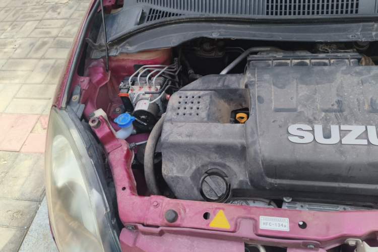 Used Suzuki Swift 2013 1.5L Automatic 20th Anniversary Limited Edition Engine Bay Right