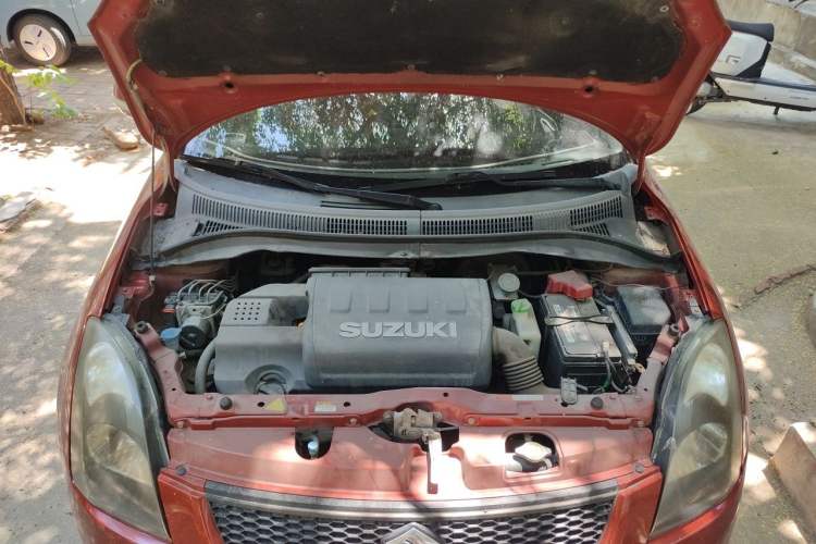 Used Suzuki Swift 2013 1.5L Manual Standard Edition Engine Bay