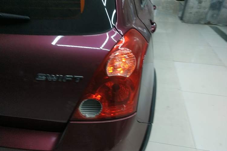 Used Suzuki Swift 2013 1.5L Automatic 20th Anniversary Limited Edition Exterior 3