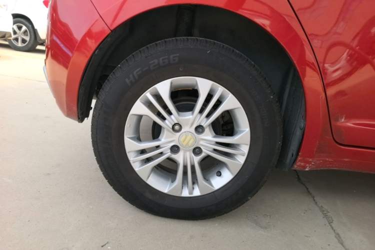 Used Suzuki Swift 2013 1.3L Manual Value Edition Exterior 5