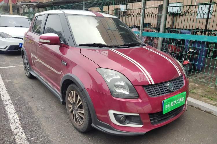 Used Suzuki Swift 2013 1.5L Manual 20th Anniversary Limited Edition Front Right 45 Deg