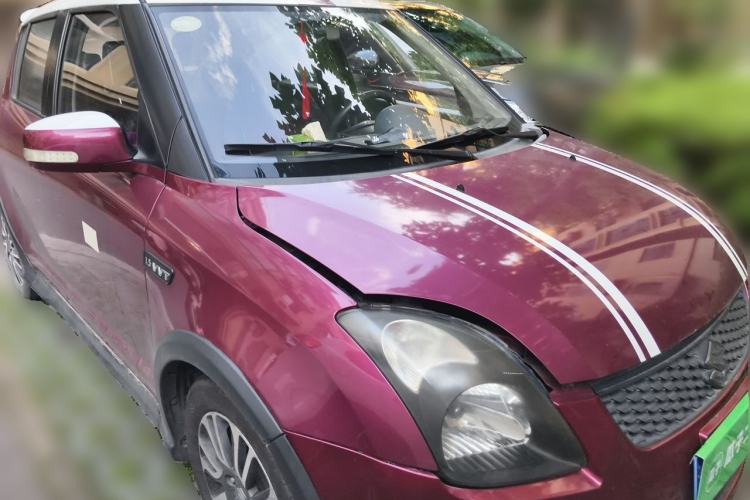Used Suzuki Swift 2013 1.5L Manual 20th Anniversary Limited Edition Front Right 45 Deg