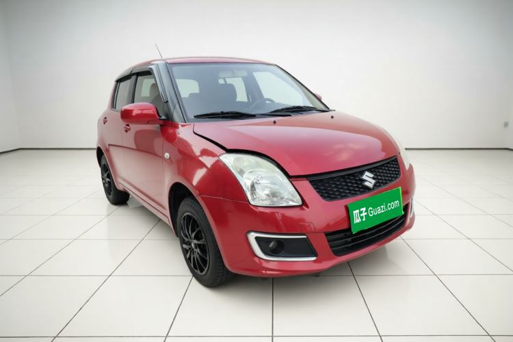 Used Suzuki Swift 2013 1.3L Manual Value Edition Front Right 45 Deg