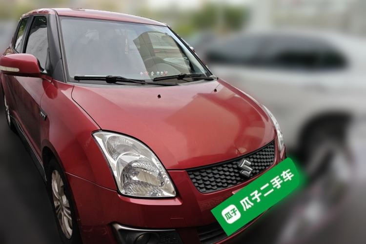 Used Suzuki Swift 2013 1.5L Automatic Standard Edition Front Right 45 Deg