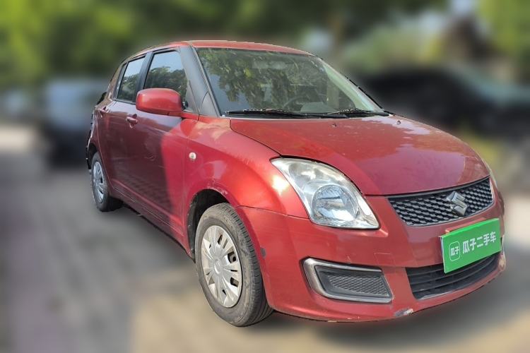 Used Suzuki Swift 2013 1.3L Manual Value Edition Front Right 45 Deg