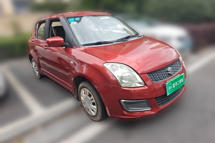 Used Suzuki Swift 2013 1.3L Manual Value Edition Front Right 45 Deg