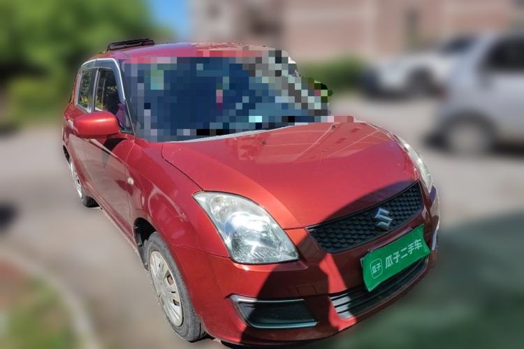 Used Suzuki Swift 2013 1.3L Manual Value Edition Front Right 45 Deg