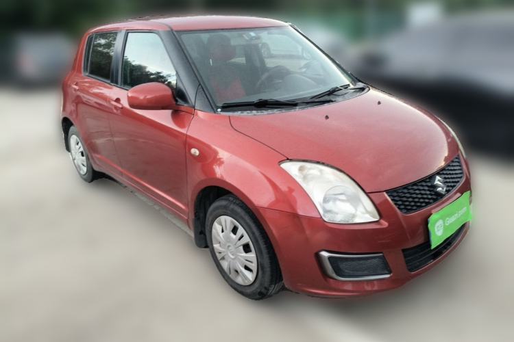 Used Suzuki Swift 2013 1.3L Manual Value Edition Front Right 45 Deg