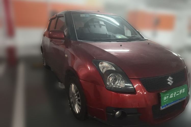 Used Suzuki Swift 2013 1.3L Manual Value Edition Front Right 45 Deg