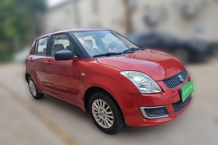 Used Suzuki Swift 2013 1.3L Manual Value Edition Front Right 45 Deg