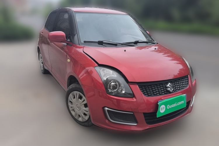 Used Suzuki Swift 2013 1.3L Manual Value Edition Front Right 45 Deg