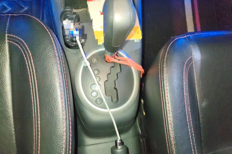 Used Suzuki Swift 2013 1.5L Automatic 20th Anniversary Limited Edition Gear Lever