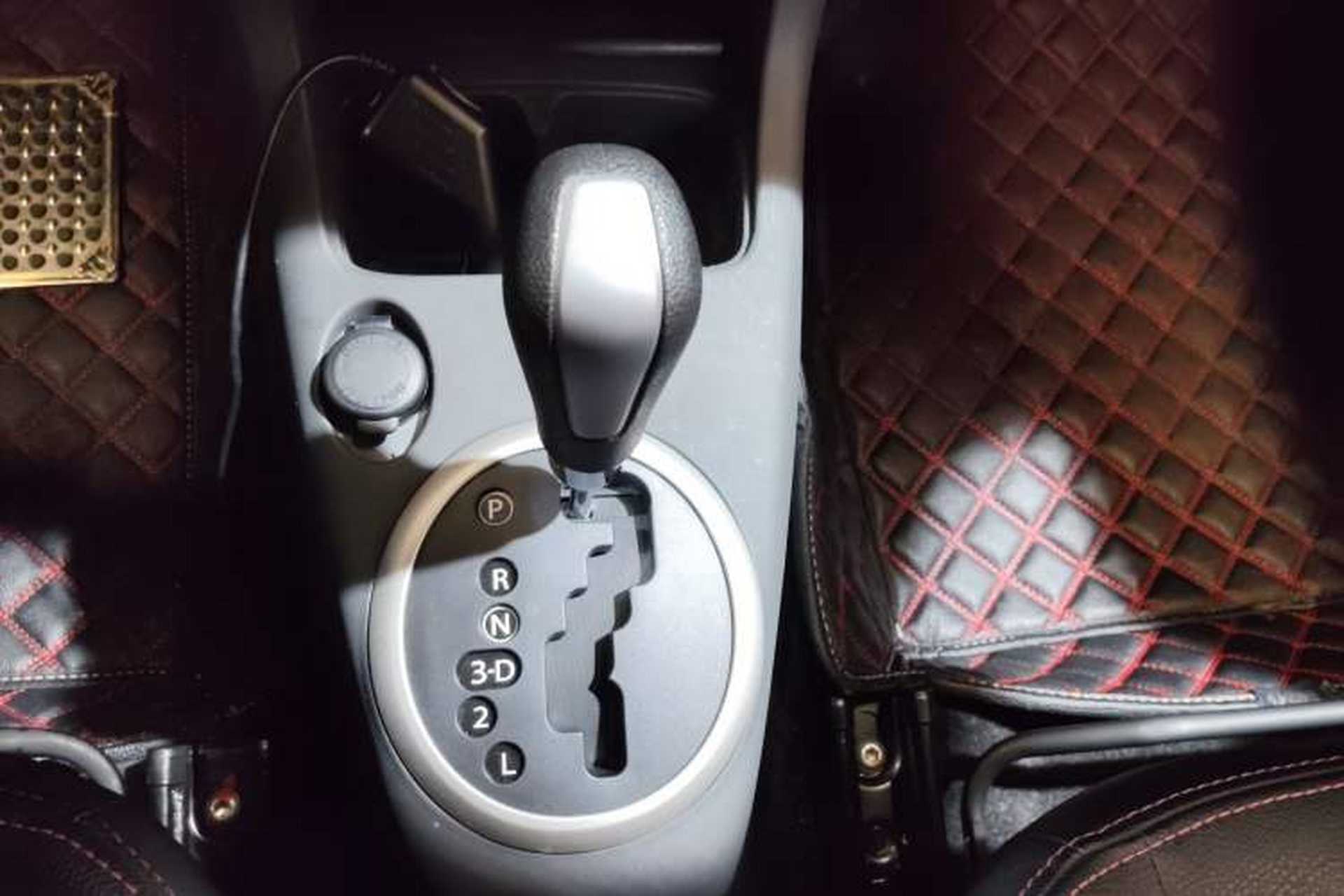 Used Suzuki Swift 2013 1.5L Automatic 20th Anniversary Limited Edition Gear Lever