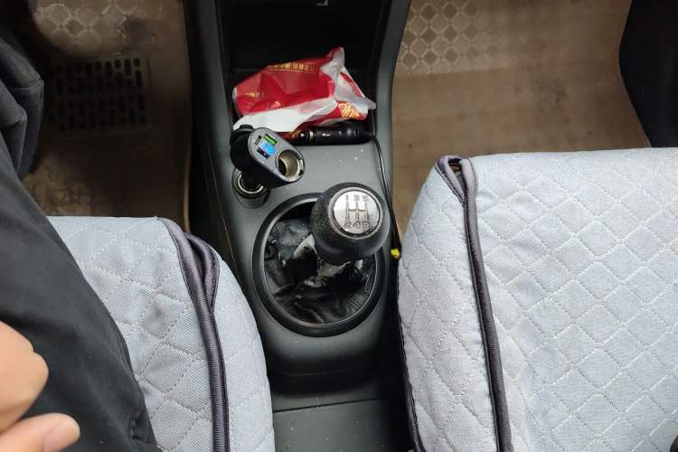 Used Suzuki Swift 2013 1.3L Manual Value Edition Gear Lever