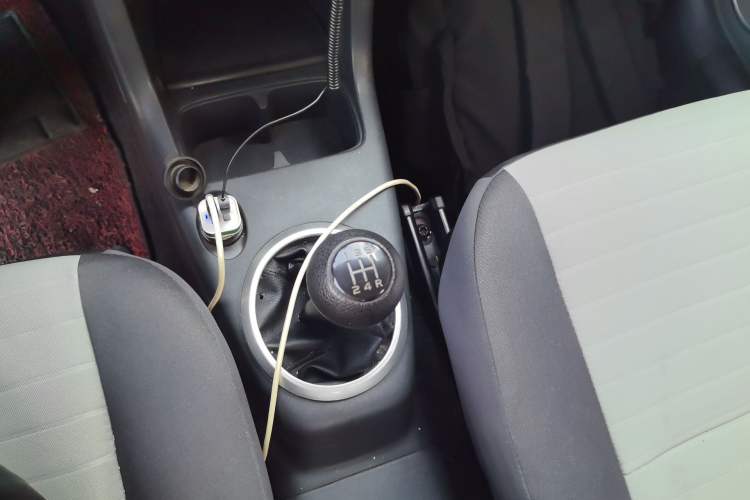 Used Suzuki Swift 2013 1.3L Manual Value Edition Gear Lever