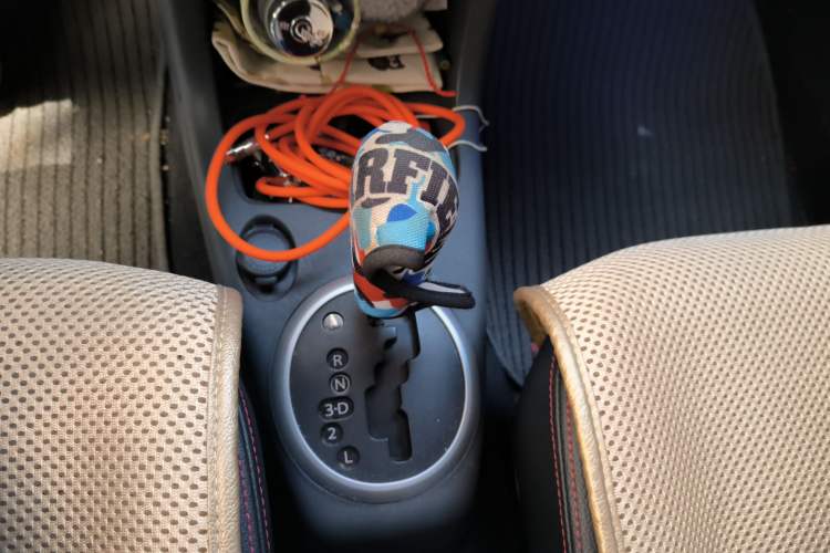 Used Suzuki Swift 2013 1.5L Automatic 20th Anniversary Limited Edition Gear Lever
