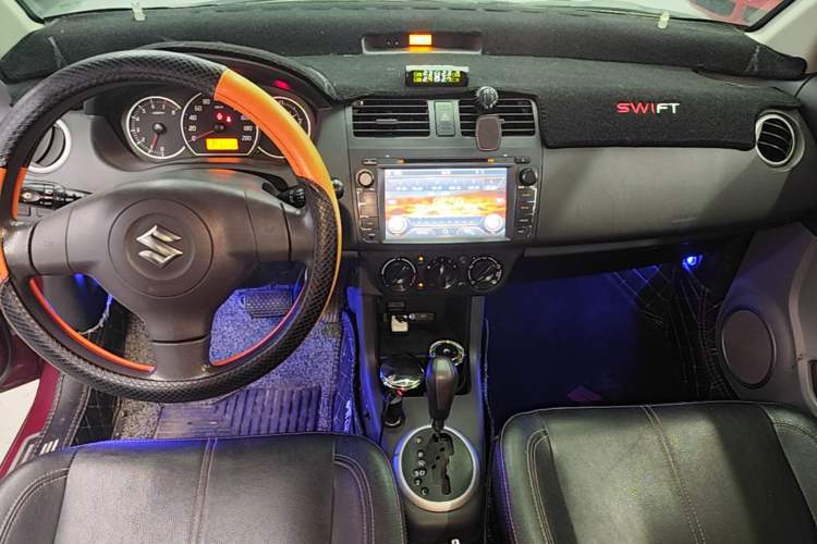 Used Suzuki Swift 2013 1.5L Automatic 20th Anniversary Limited Edition Gear Lever