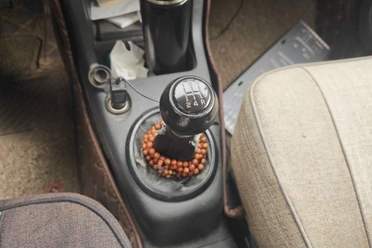 Used Suzuki Swift 2013 1.5L Manual Standard Edition Gear Lever