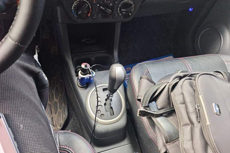 Used Suzuki Swift 2013 1.5L Automatic 20th Anniversary Limited Edition Gear Lever
