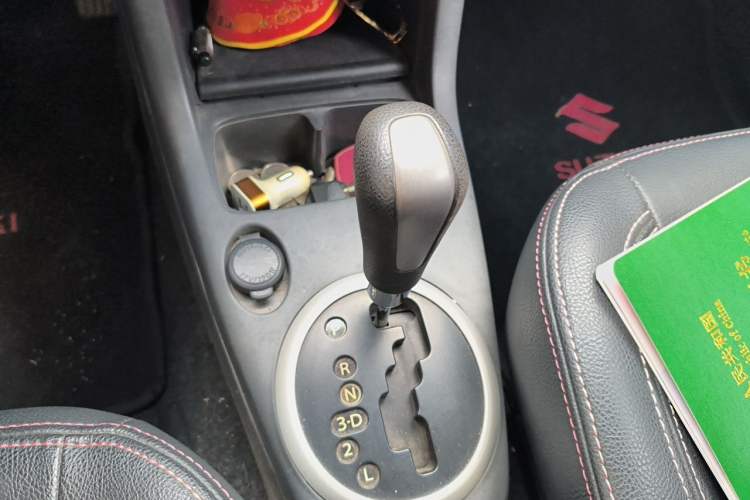 Used Suzuki Swift 2013 1.5L Automatic 20th Anniversary Limited Edition Gear Lever