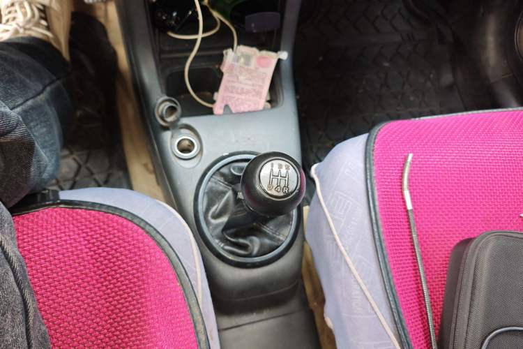 Used Suzuki Swift 2013 1.3L Manual Value Edition Gear Lever