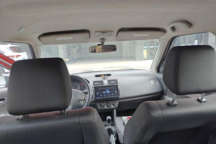Used Suzuki Swift 2013 1.3L Manual Value Edition Headliner