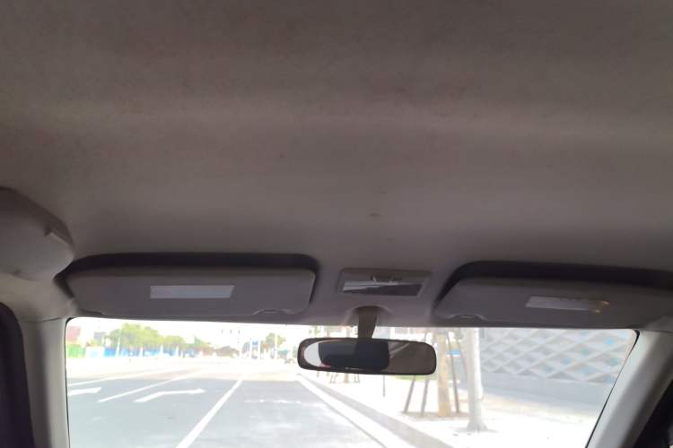 Used Suzuki Swift 2013 1.3L Manual Value Edition Headliner