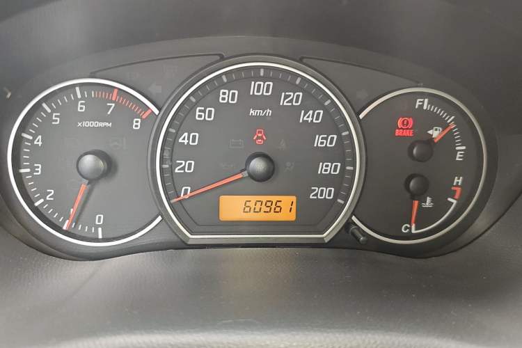 Used Suzuki Swift 2013 1.3L Manual Value Edition Instrument Cluster