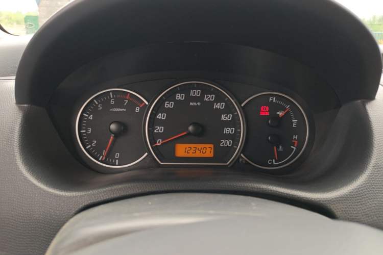 Used Suzuki Swift 2013 1.3L Manual Value Edition Instrument Cluster
