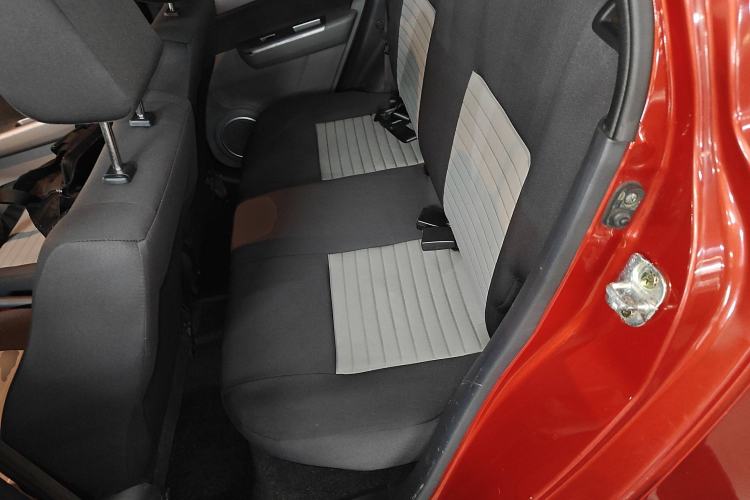 Used Suzuki Swift 2013 1.5L Automatic Standard Edition Interior 4