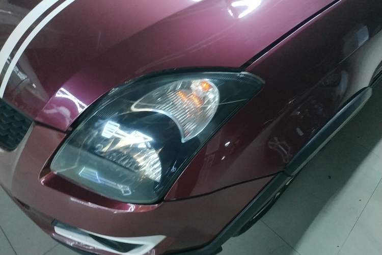Used Suzuki Swift 2013 1.5L Automatic 20th Anniversary Limited Edition Left Front Headlight
