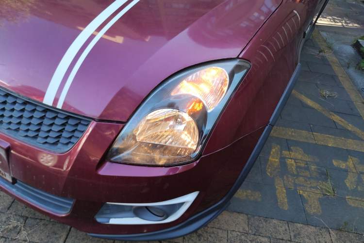 Used Suzuki Swift 2013 1.5L Automatic 20th Anniversary Limited Edition Left Front Headlight