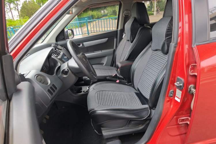 Used Suzuki Swift 2013 1.3L Manual Value Edition Left Front Seat