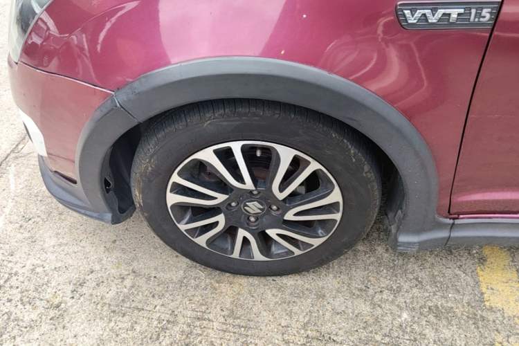 Used Suzuki Swift 2013 1.5L Automatic 20th Anniversary Limited Edition Left Front Wheel Hub