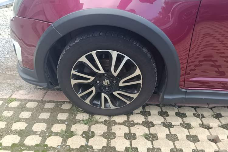 Used Suzuki Swift 2013 1.5L Automatic 20th Anniversary Limited Edition Left Front Wheel Hub