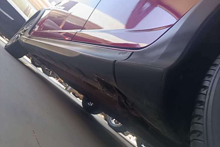 Used Suzuki Swift 2013 1.5L Automatic 20th Anniversary Limited Edition Left Side Sill