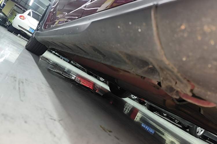 Used Suzuki Swift 2013 1.5L Automatic 20th Anniversary Limited Edition Left Side Sill