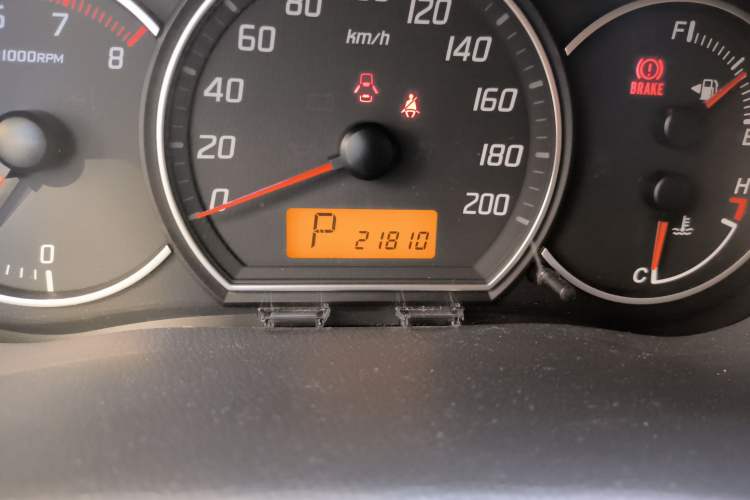 Used Suzuki Swift 2013 1.5L Automatic 20th Anniversary Limited Edition Odometer Close Up