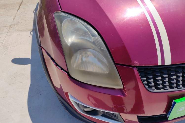 Used Suzuki Swift 2013 1.5L Manual 20th Anniversary Limited Edition Right Front Headlight