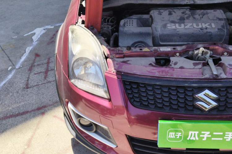 Used Suzuki Swift 2013 1.5L Automatic 20th Anniversary Limited Edition Right Front Headlight