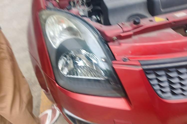 Used Suzuki Swift 2013 1.5L Automatic Standard Edition Right Front Headlight