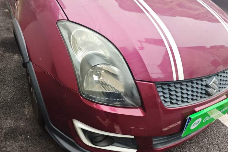 Used Suzuki Swift 2013 1.5L Automatic 20th Anniversary Limited Edition Right Front Headlight