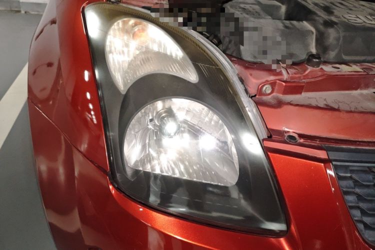 Used Suzuki Swift 2013 1.5L Automatic Sport Edition Right Front Headlight