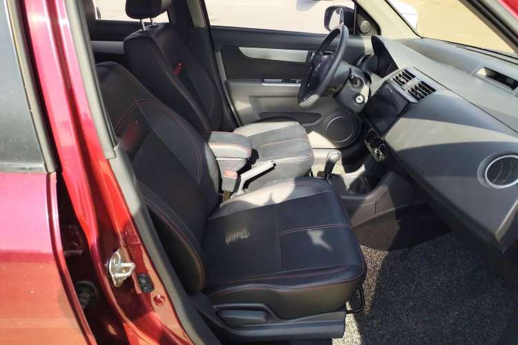 Used Suzuki Swift 2013 1.5L Automatic 20th Anniversary Limited Edition Right Front Seat