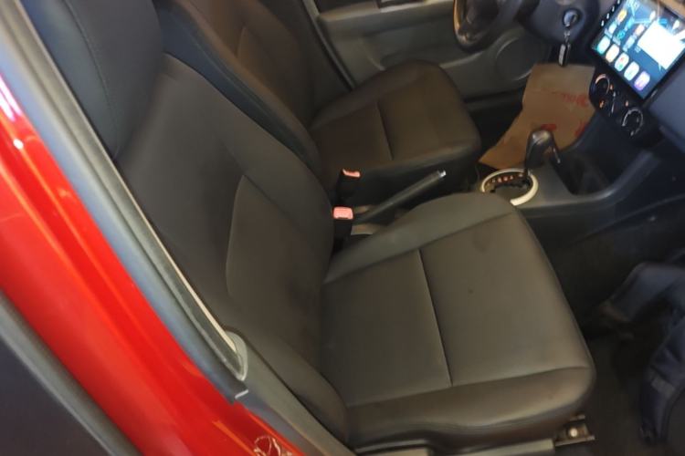 Used Suzuki Swift 2013 1.5L Automatic Standard Edition Right Front Seat