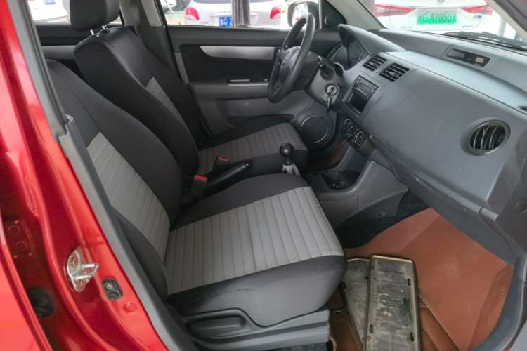 Used Suzuki Swift 2013 1.3L Manual Value Edition Right Front Seat