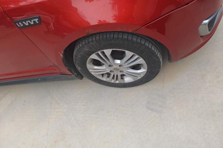 Used Suzuki Swift 2013 1.5L Manual Standard Edition Right Front Wheel Hub