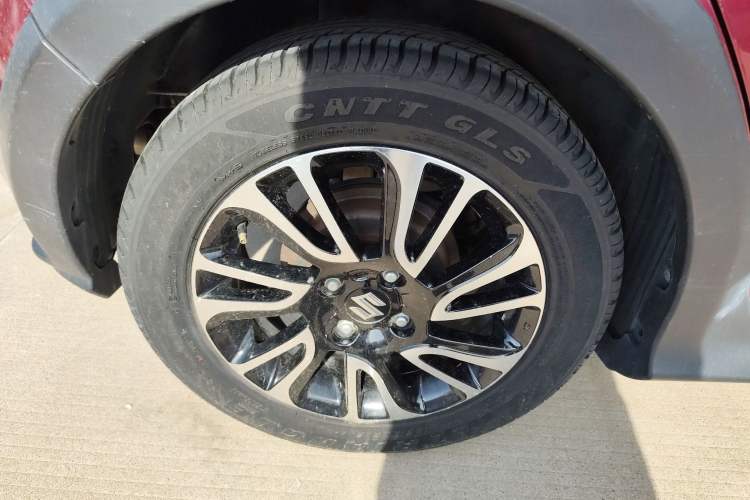 Used Suzuki Swift 2013 1.5L Automatic 20th Anniversary Limited Edition Right Rear Wheel Hub