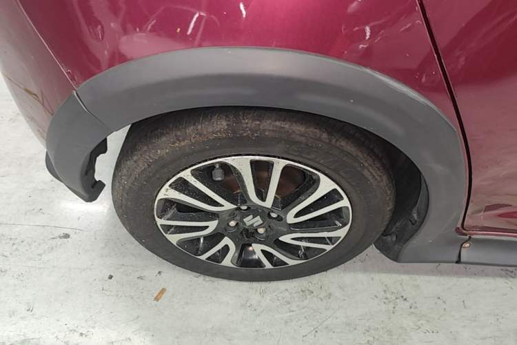 Used Suzuki Swift 2013 1.5L Automatic 20th Anniversary Limited Edition Right Rear Wheel Hub